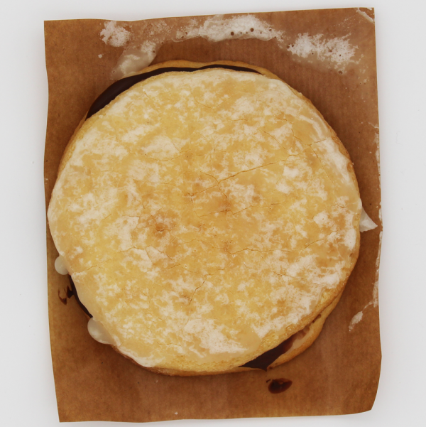 Torta de Alcázar doble con relleno de crema de chocolate